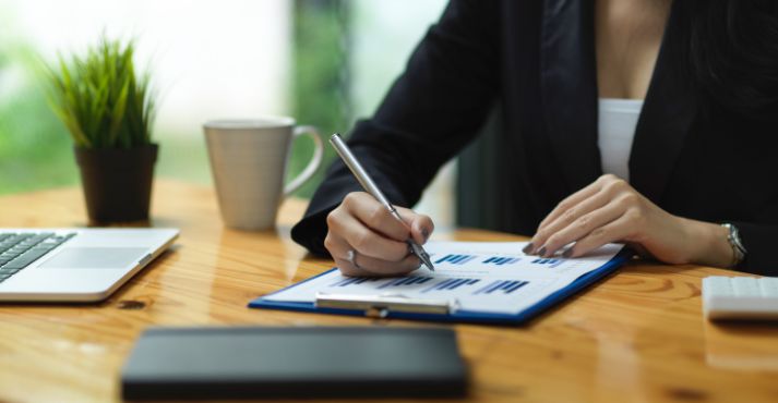 person-writing-hotel-rfp